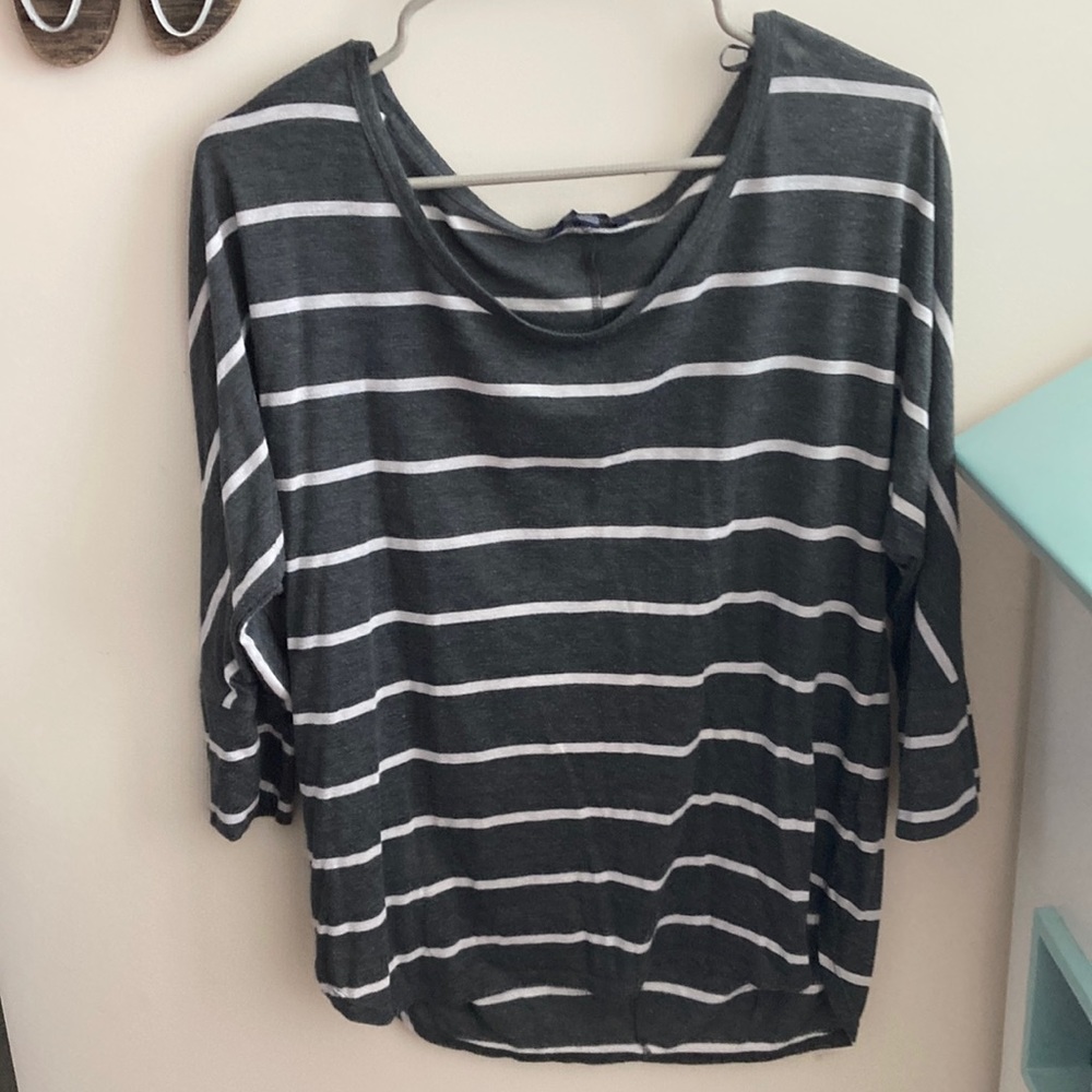Large Mid-Sleeve striped tee